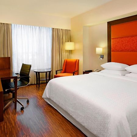 Four Points By Sheraton Ahmedabad Luaran gambar