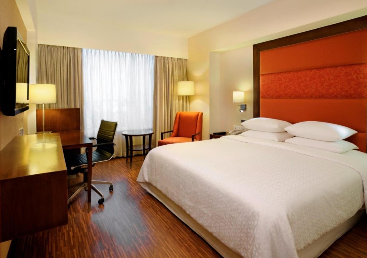 Four Points By Sheraton Ahmedabad Luaran gambar