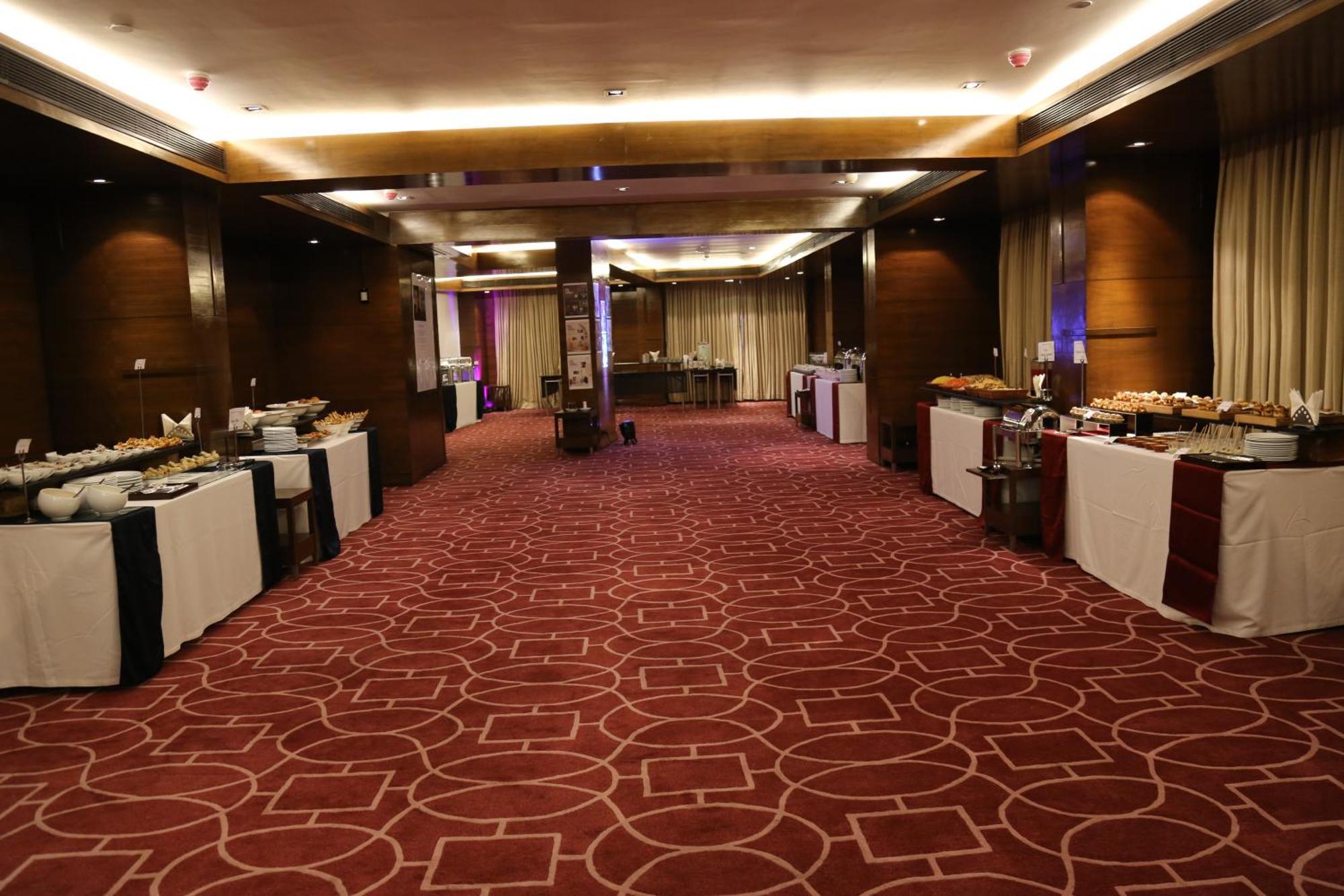Four Points By Sheraton Ahmedabad Luaran gambar