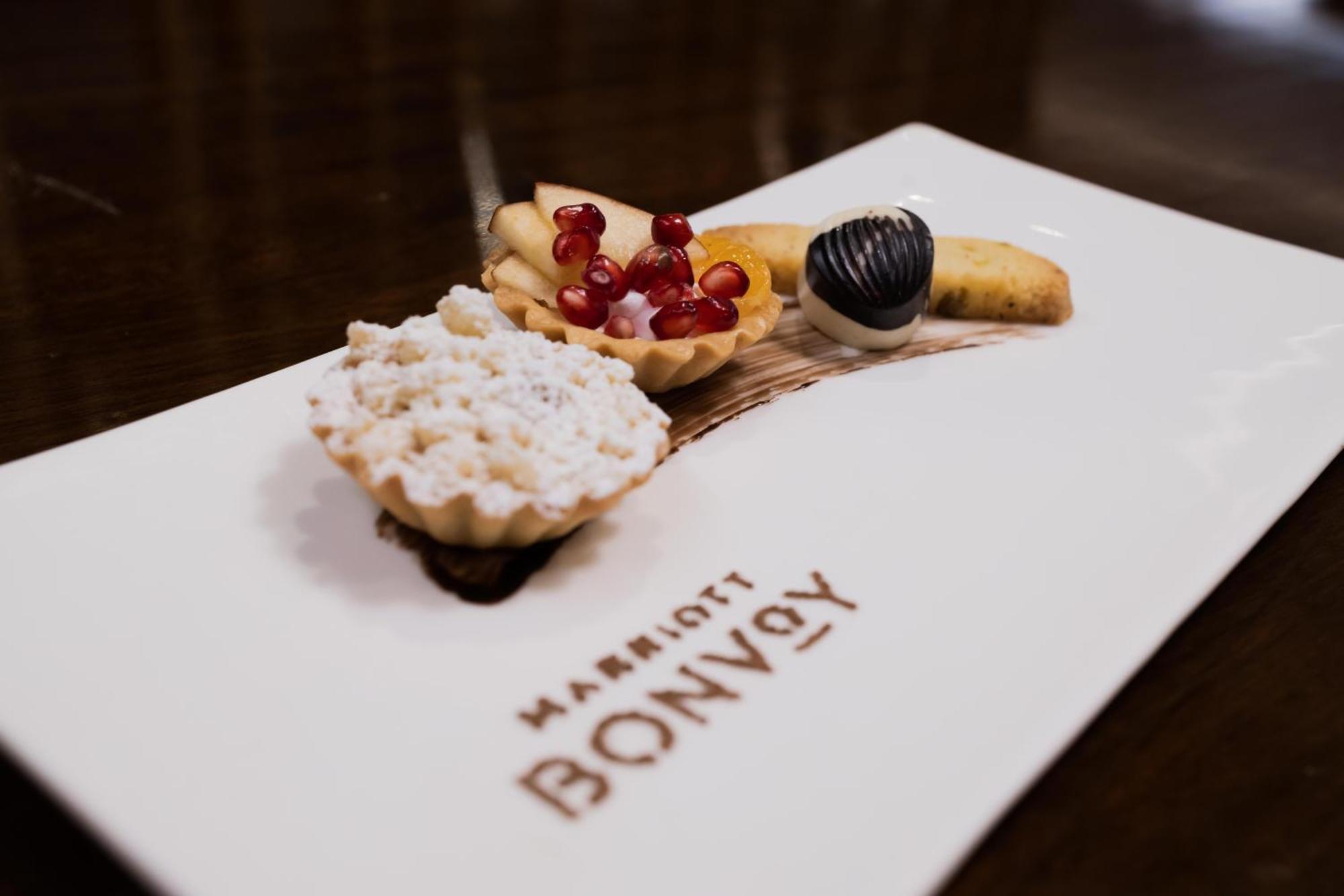 Four Points By Sheraton Ahmedabad Luaran gambar