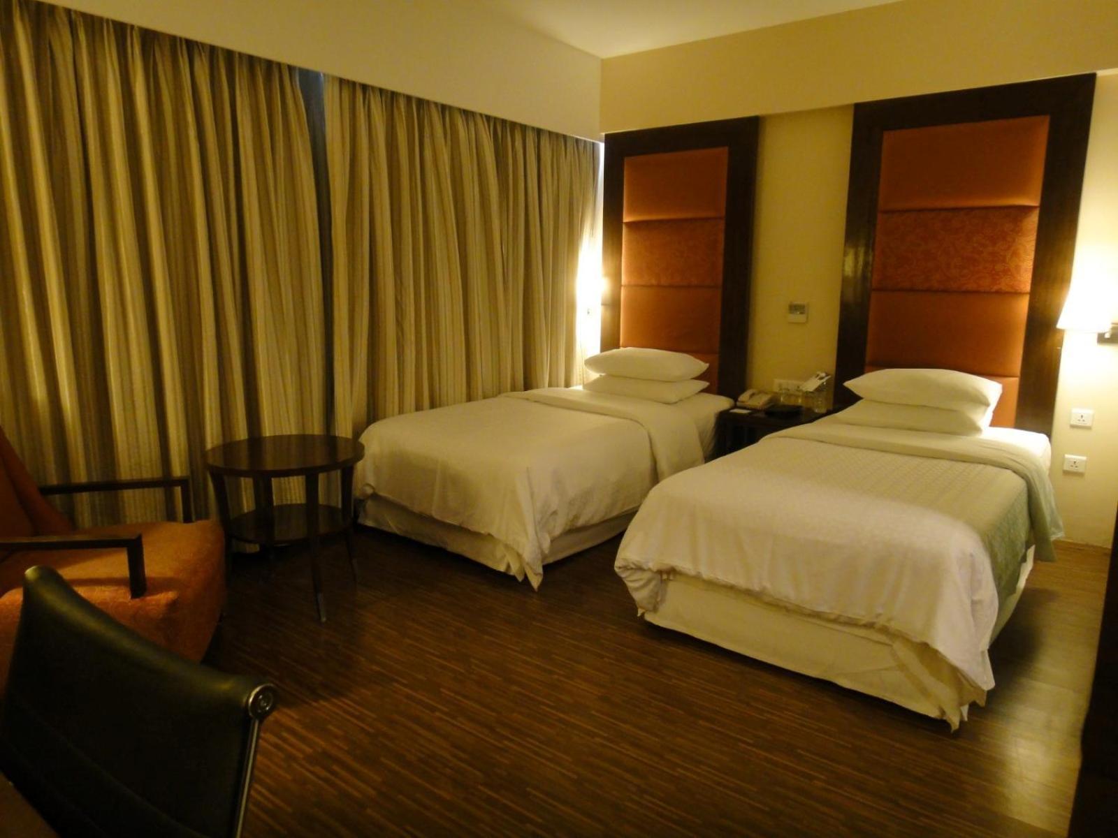 Four Points By Sheraton Ahmedabad Luaran gambar