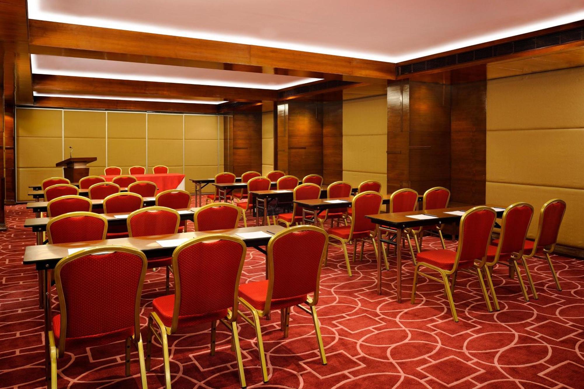 Four Points By Sheraton Ahmedabad Luaran gambar