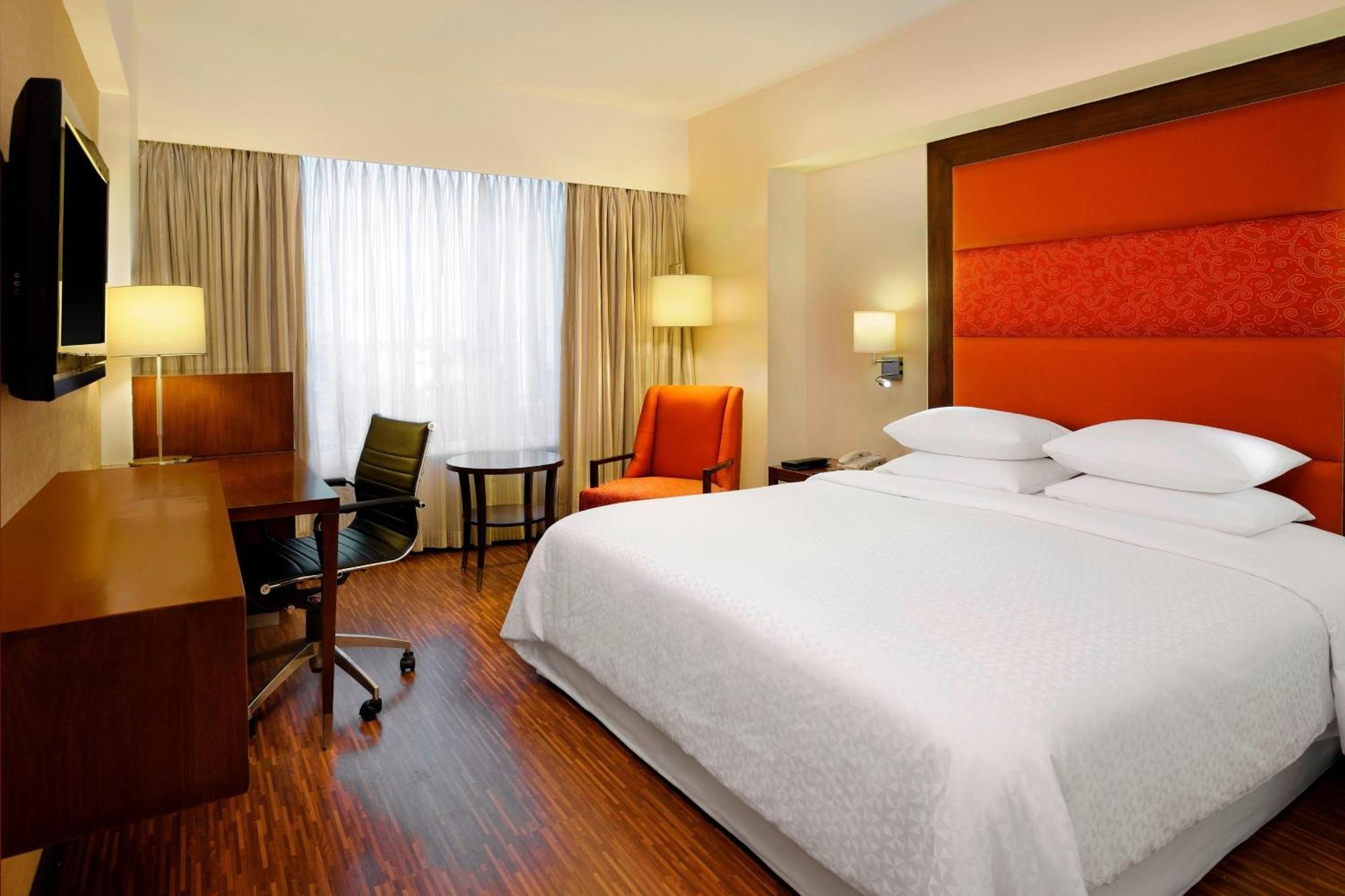Four Points By Sheraton Ahmedabad Luaran gambar
